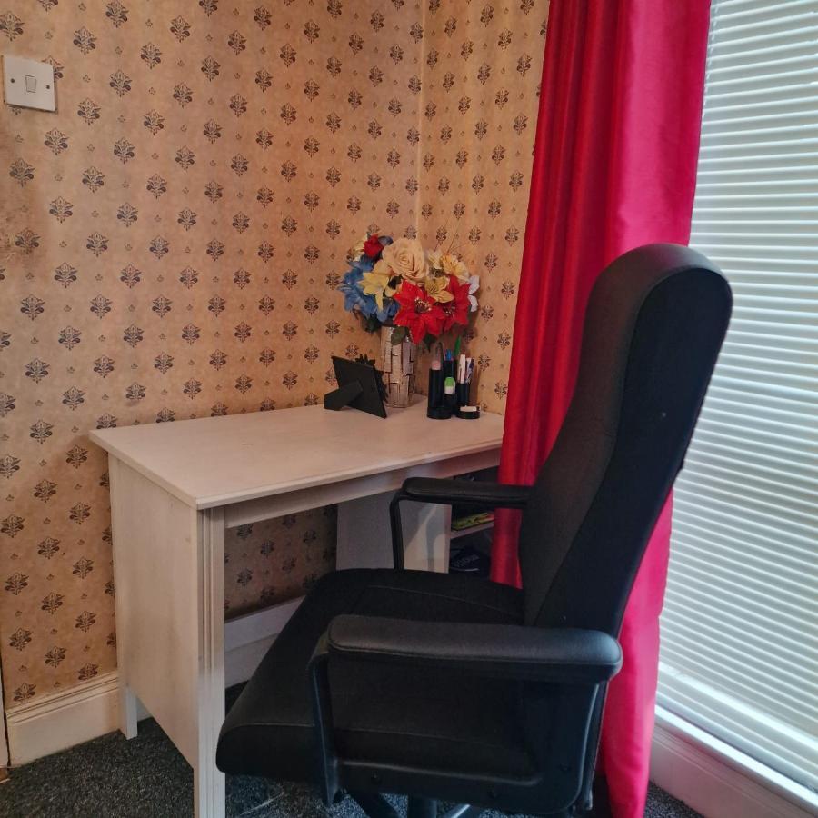 Females Only - Private Bedrooms In Dublin 루칸 외부 사진